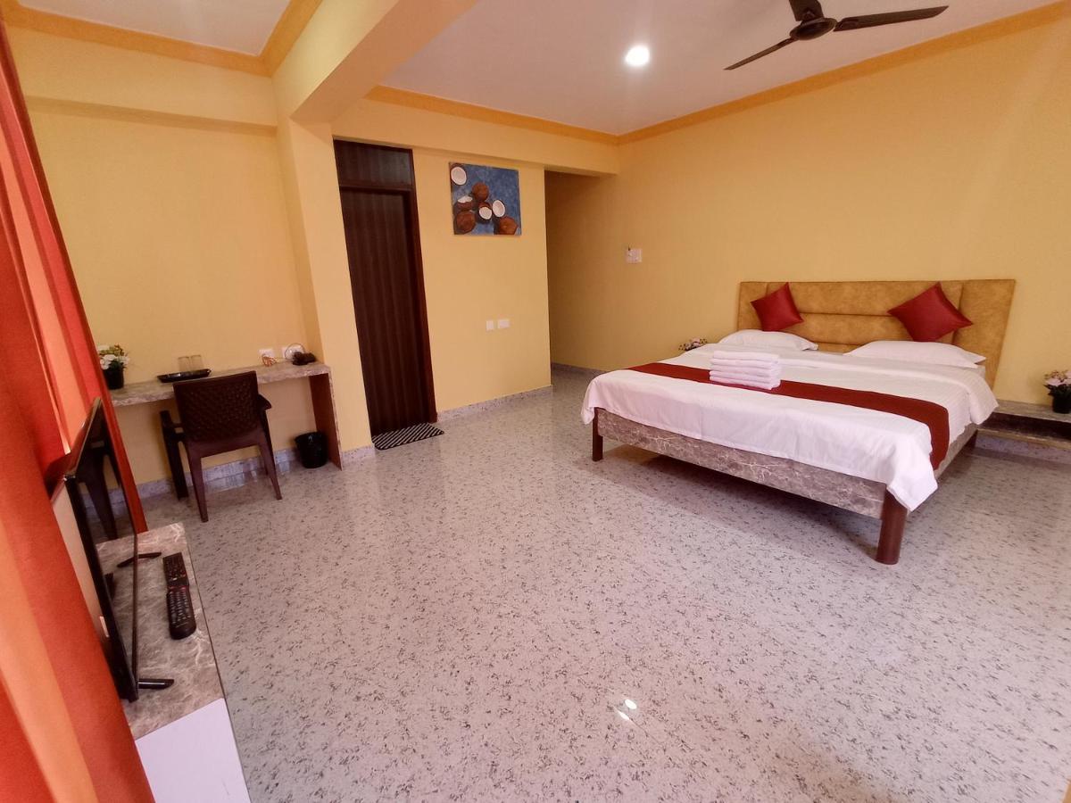 Apartment Brit's Palace Goa Agacaim
