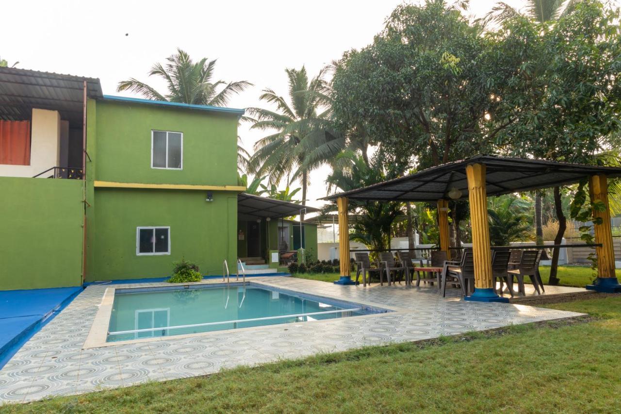 Brit's Palace Goa Apartment Agacaim