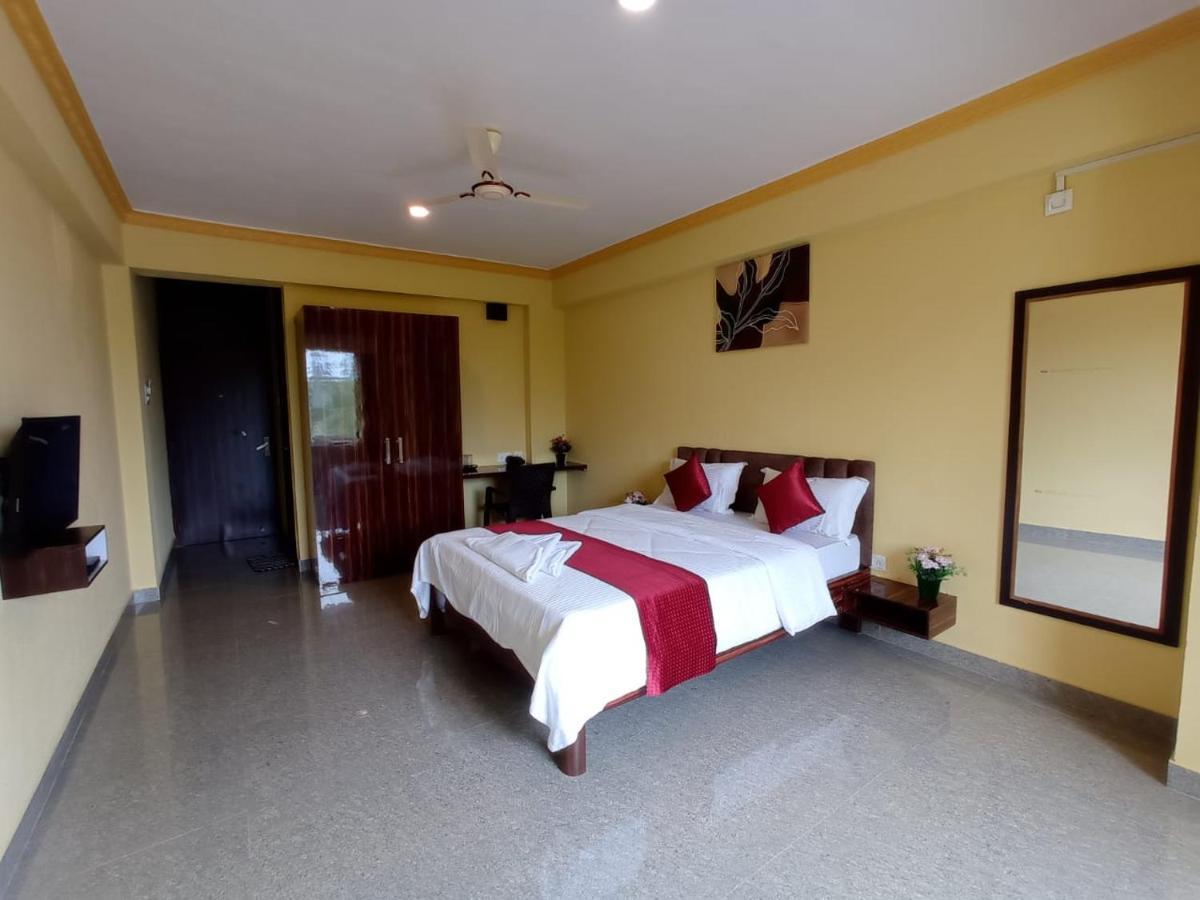 Apartment Brit's Palace Goa Agacaim